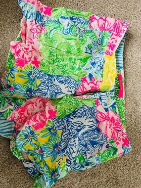 Lilly Pulitzer shorts !